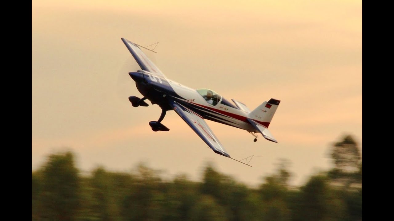 Extra 330 SC Takeoff & landing