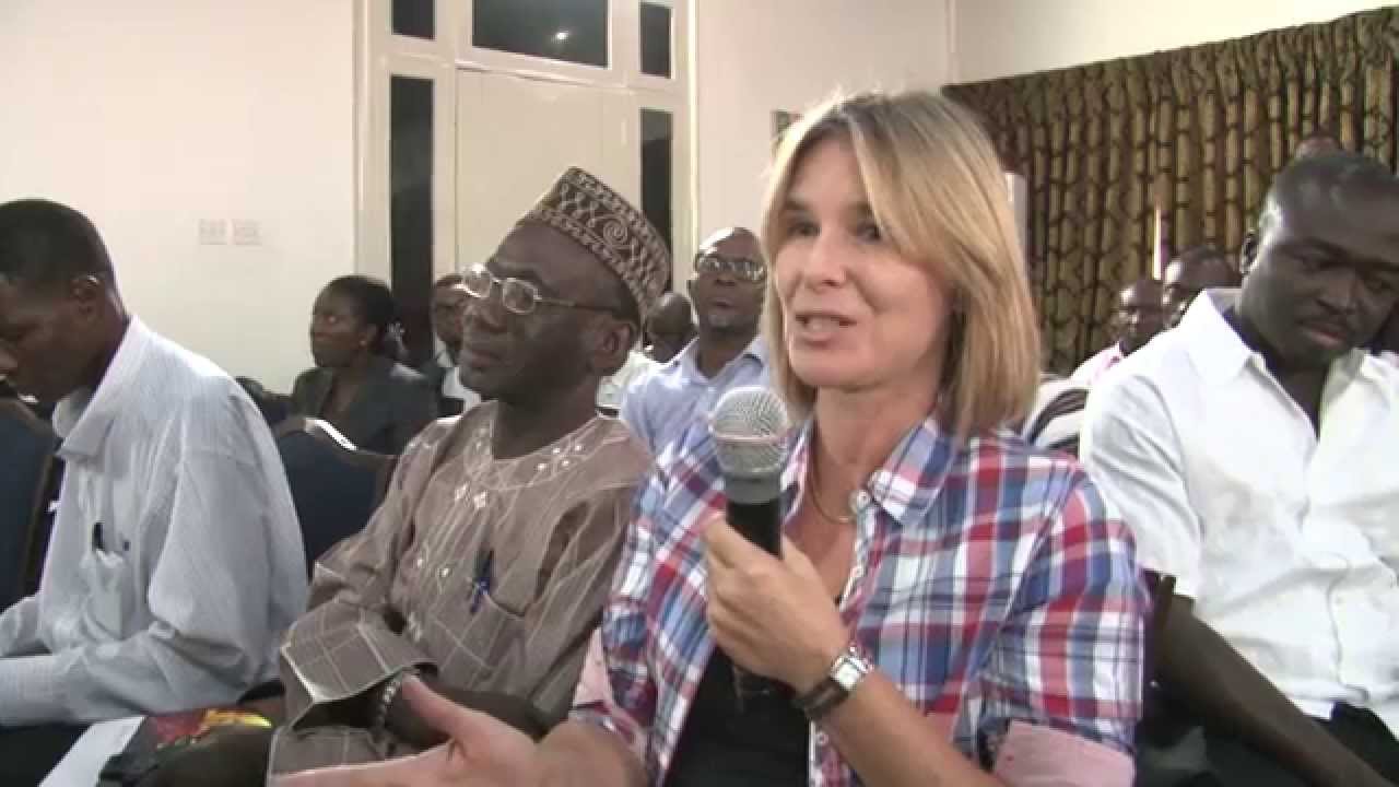 The fluctuations of currency exchange rates and its Impact on doing business in Ghana