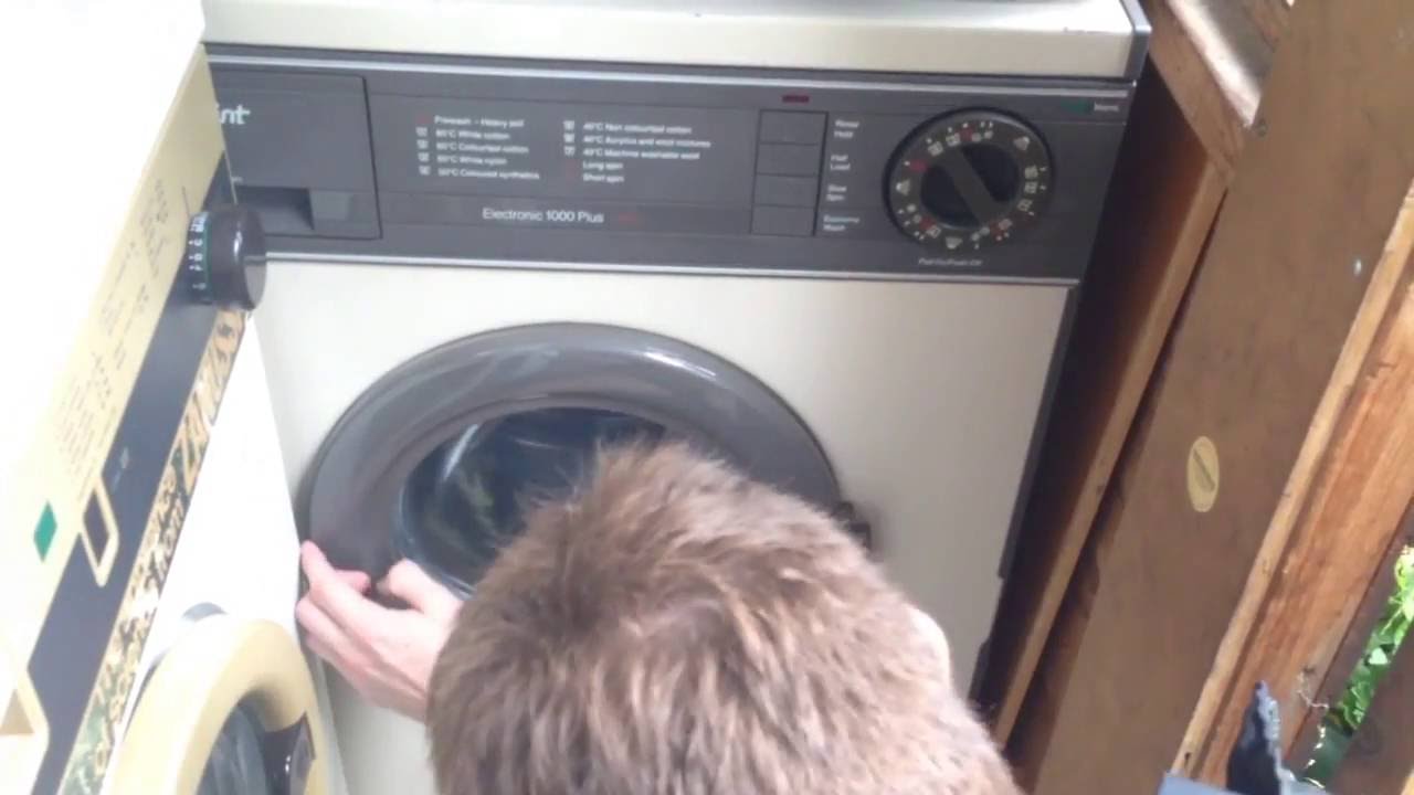 Wash-In at ElectronicDeLuxe's - Part 1