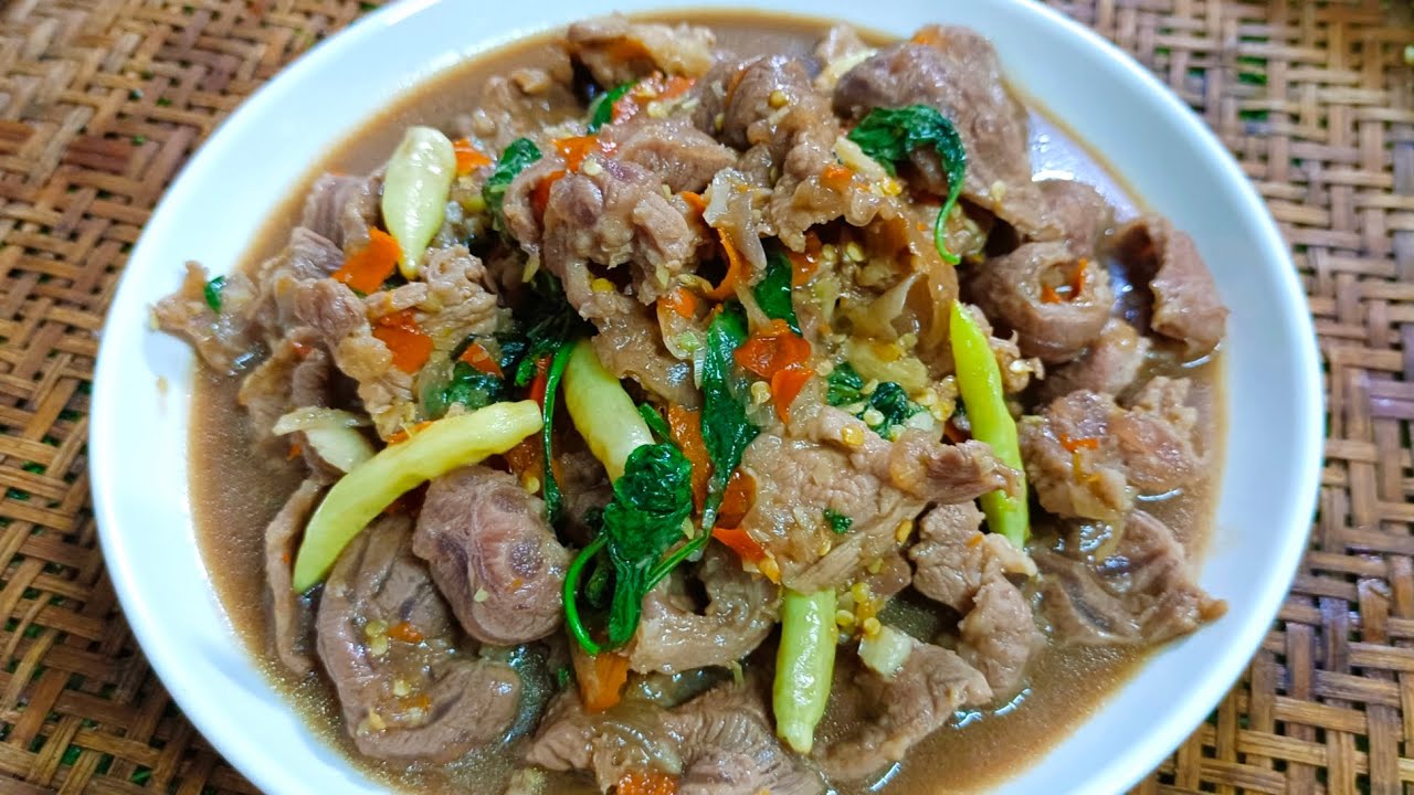 ผัดเนื้อน่องลายใบโหระพา เนื้อนุ่มเด้งรสชาติอร่อย ทานกับข้าวสวยร้อนๆ สไตล์ | ครัวบ้านๆ Channel