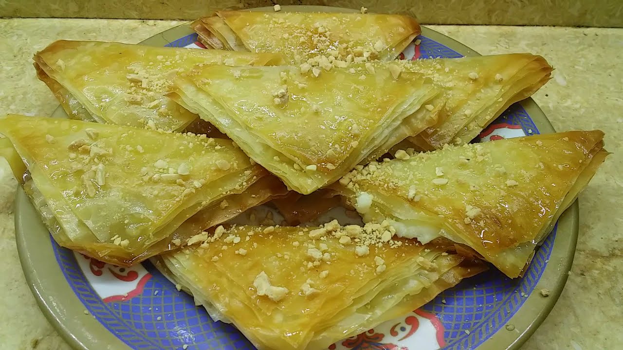 حلويات رمضان اطيب والذ بقلاوه بالقشطة🤗# سهله وسريعه التحضير# على طريقة ام يوسف للمأكولات لسنه ٢٠٢١