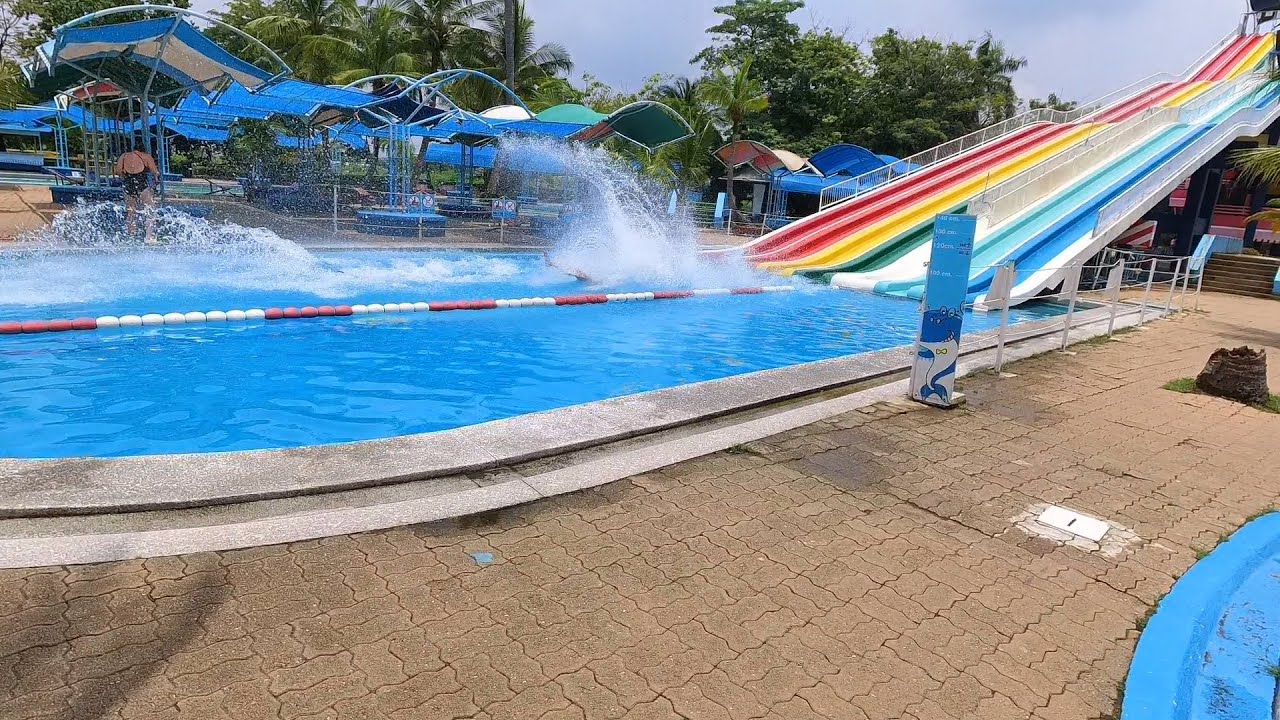Siam Amazing Water World - Bangkok's Ultimate Water Adventure
