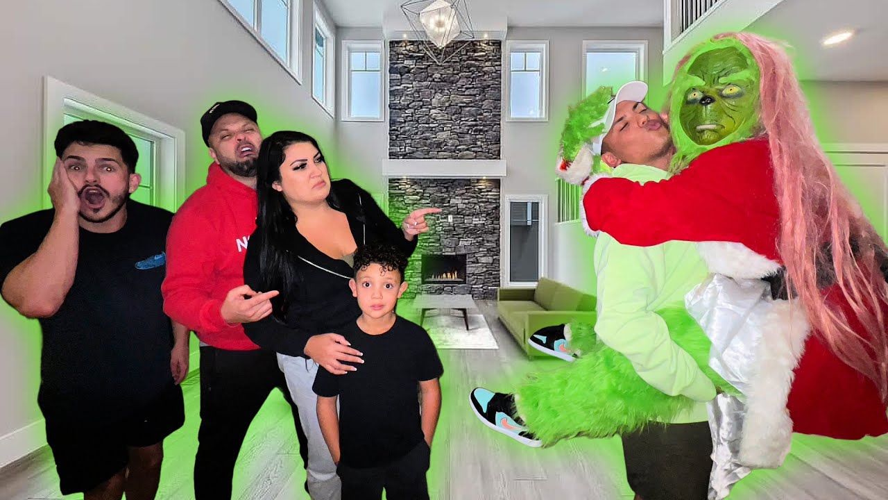 I KISSED THE GRINCH WIFE!!