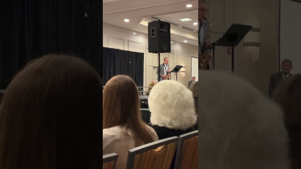 Jonathan Barkei accompanied by Mark Jenkins playing &ldquo;Variations sur un no&euml;l&rdquo; by Kees Schoonenbeek