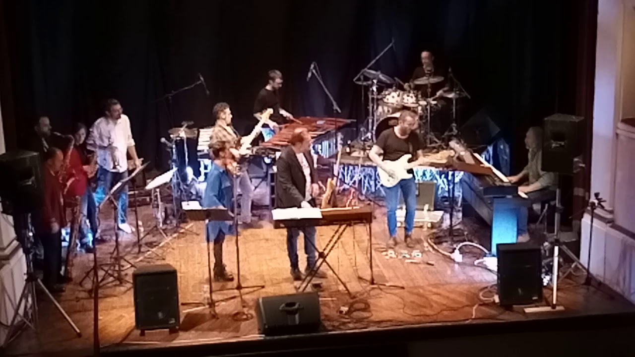 Andy/ Inca Roads/ Sofa: Virtuosi dal pianeta talento play Frank Zappa