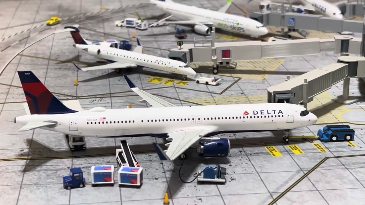 1/200 Airport San Diego