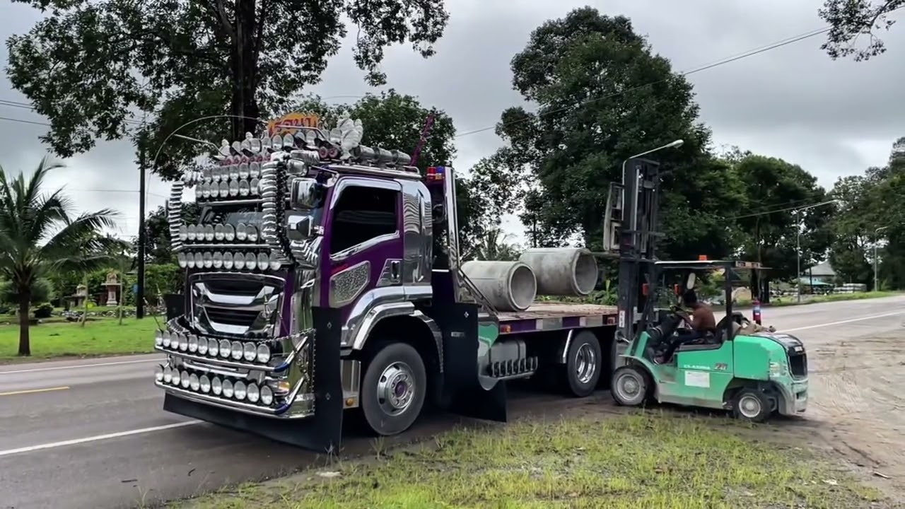 รถใหญ่.🚚#Truck#vocalinstrument#automobile#khmerlittlecranes#funny#vocalcontrol #ช่างเอิร์ทไฟวุ่