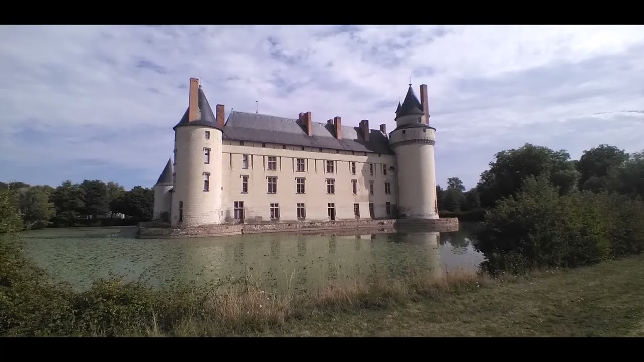Chateau du Plessis Bourré et Chateau de Serrant