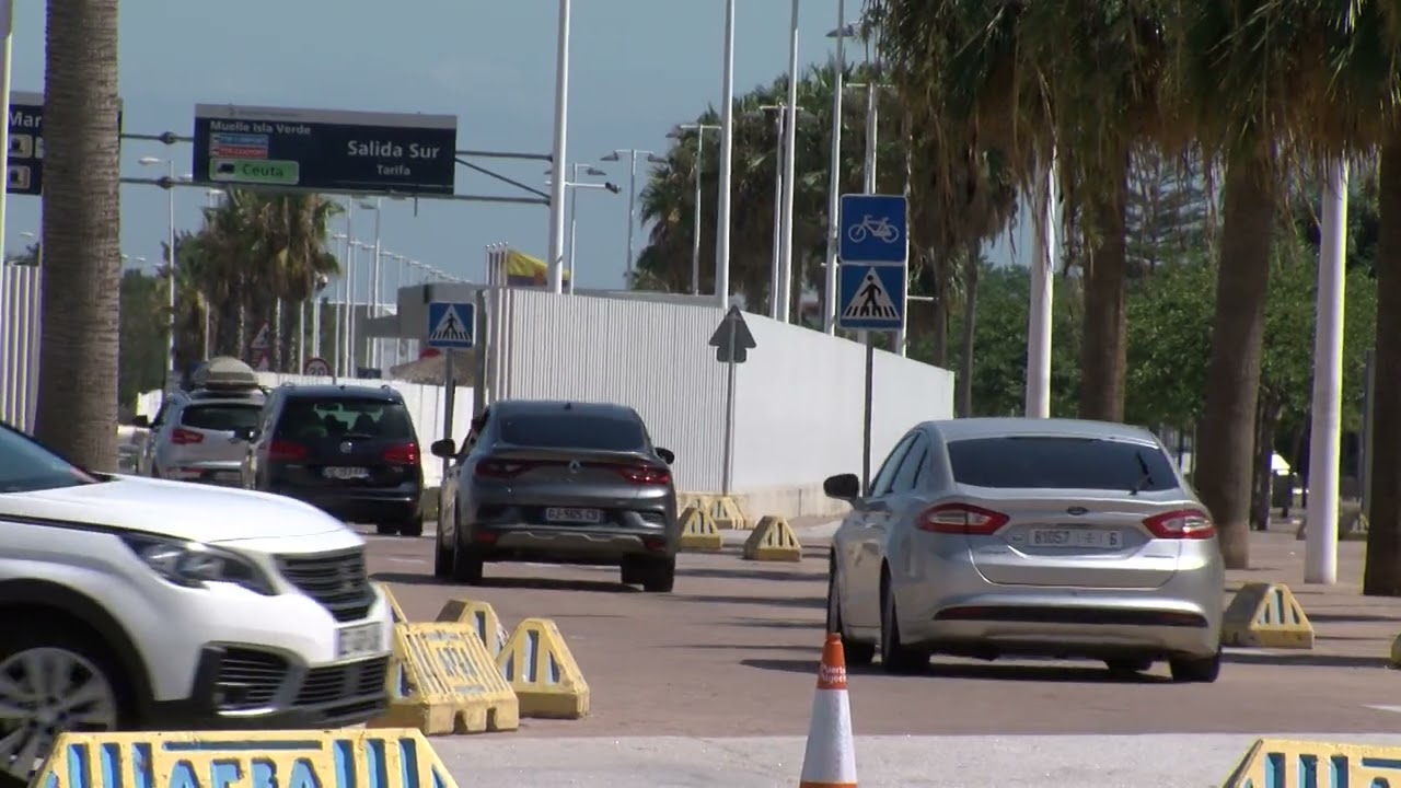 La OPE prevé el paso de más de 25.000 vehículos por el Estrecho este fin de semana