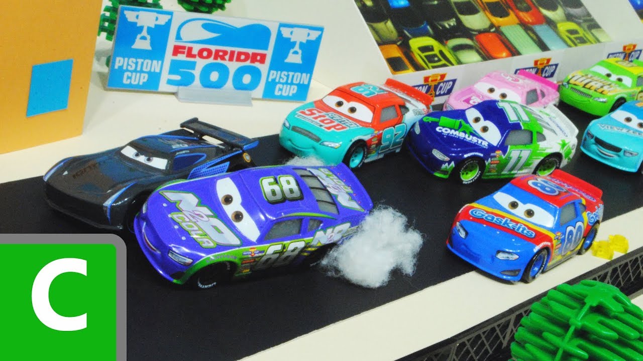 Cars 3 : H.J. Hollis And Piston Cup Race! - StopMotion