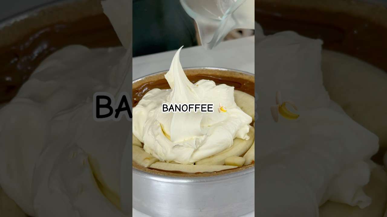 BANOFFEE🍌Receita de sobremesa r&aacute;pida e f&aacute;cil. ❤️ #banoffee #receitas #receita #sobremesa #torta
