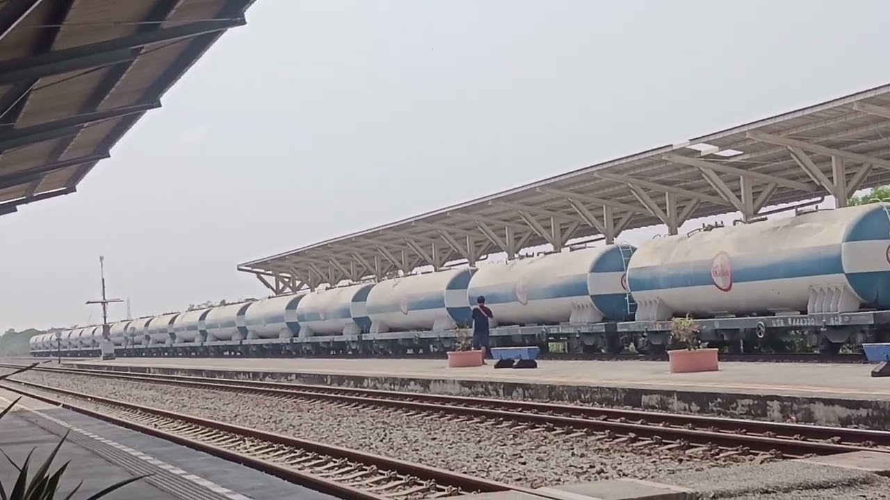 ขบวน 507 คลองเปรง - หินลับ CRRC ZIYANG CSR D.70111 ผ่านชุมทางคลองสิบเก้า