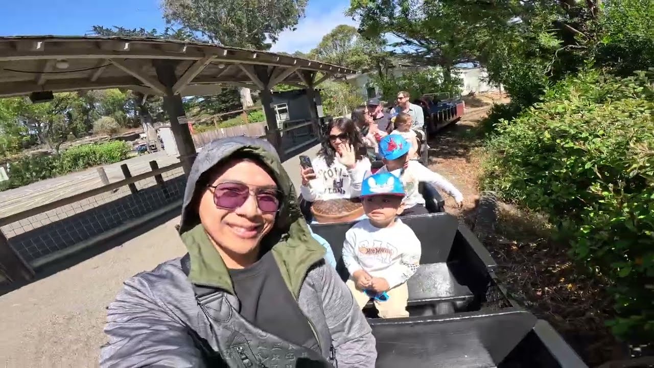 CASA ESPINOZA USA TRIP Part 4 | SFO Zoo, Stonestown Mall, Chipotle Dinner & Laundry Time!