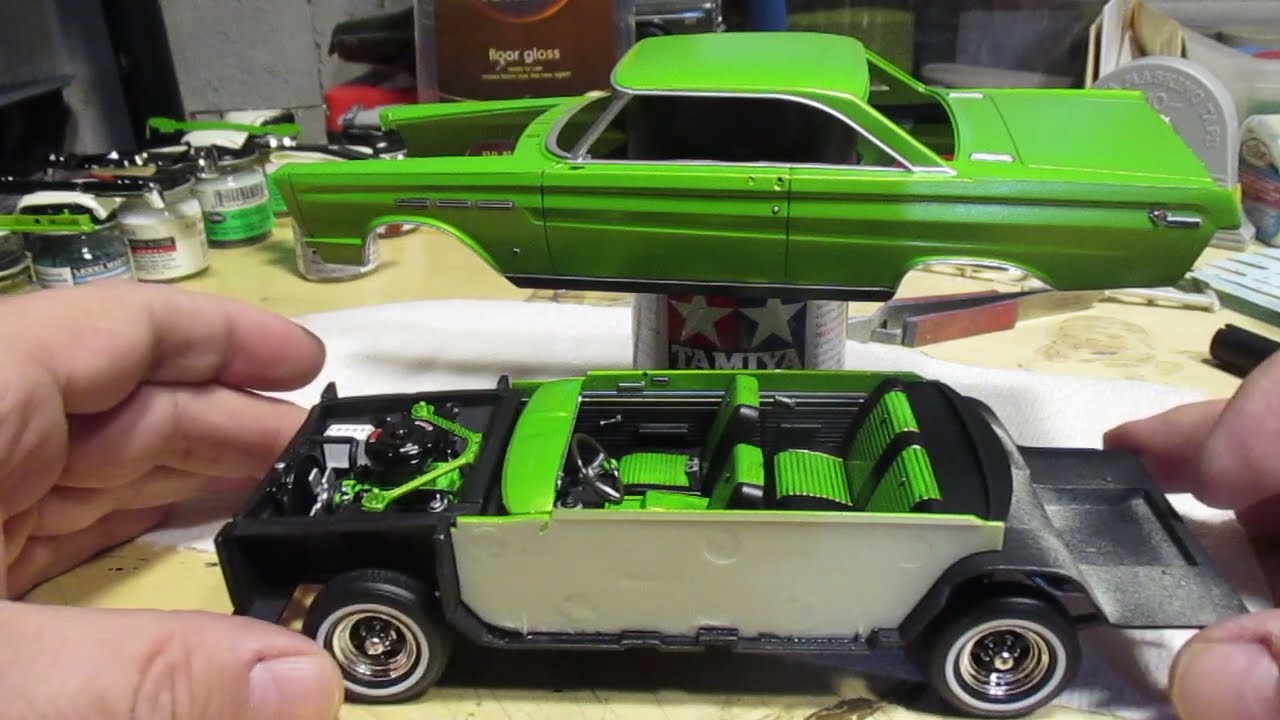 Plastic Models - 1/25 Moebius 1965 Mercury Comet Cyclone - Psychedelic 60's Group Build #2