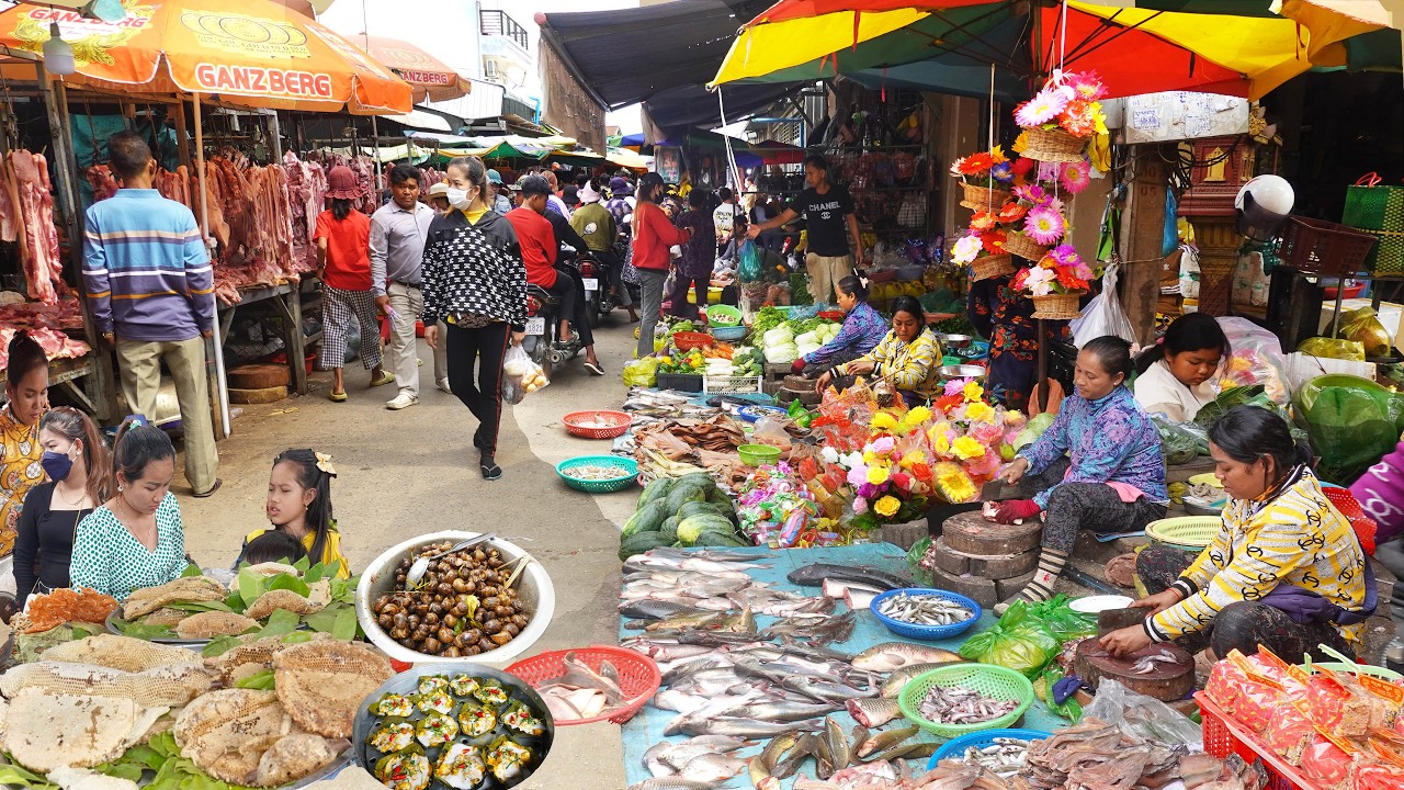 The Atmosphere Of Life - Countryside & City Street Food In Cambodia