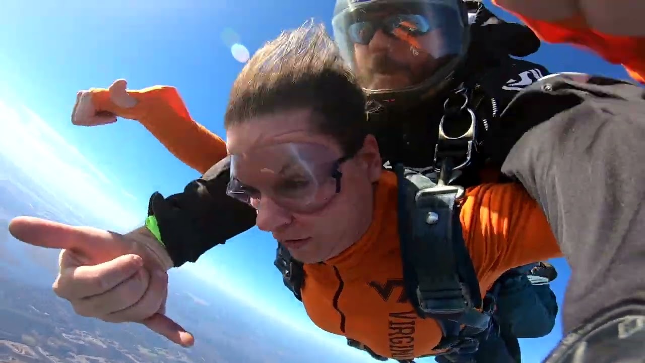 Julia - Skydive Amelia Island