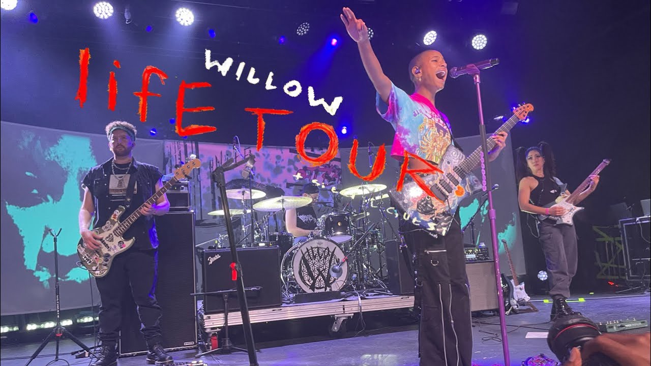 WILLOW Vlog! Life Tour @ Brooklyn Steel, NY (10/11/21) Featuring Kid Sistr AND DE’WAYNE