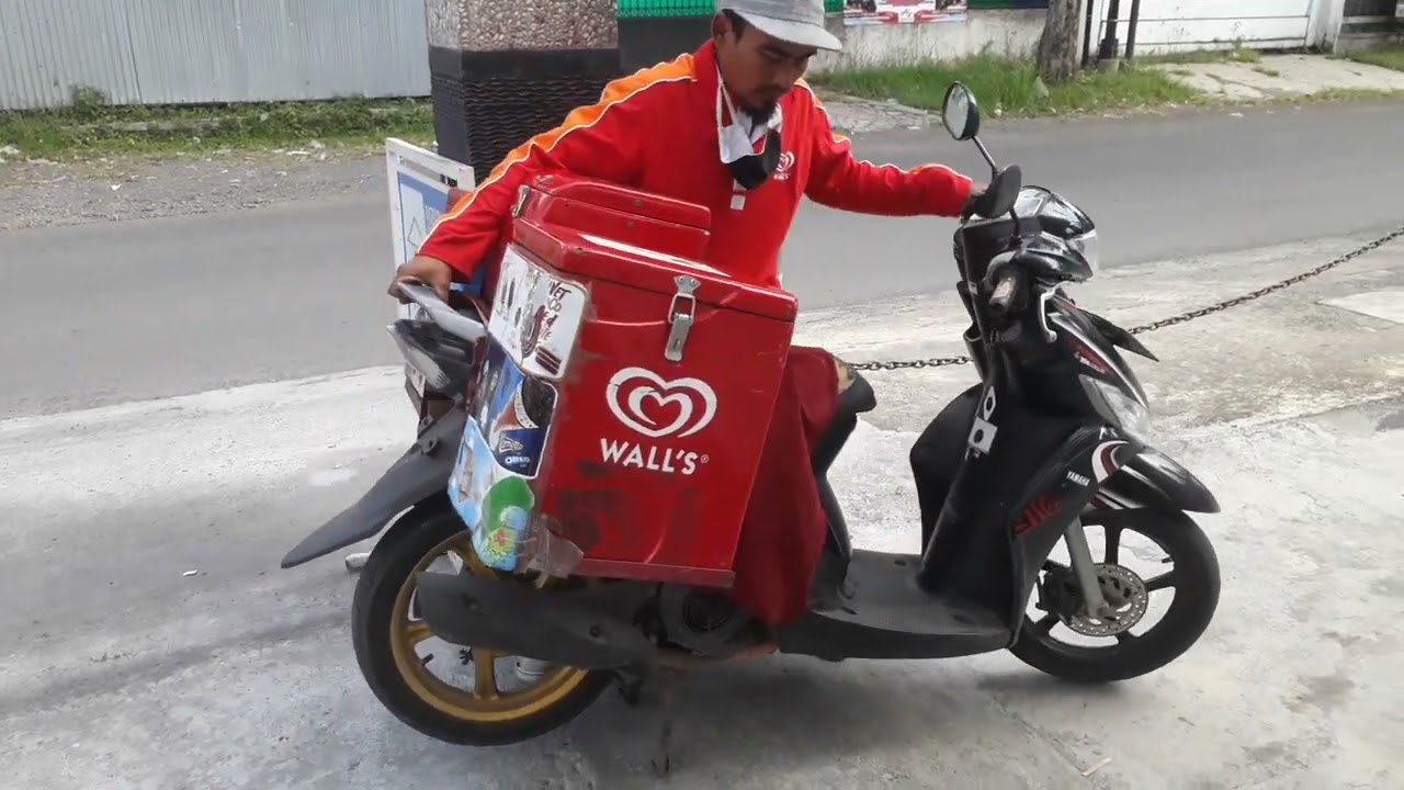 Penjual es krim menggunakan motor || suara ice cream walls