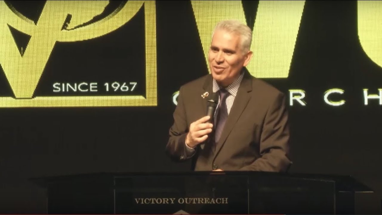 Pastor Paul Quijada | Sunday Morning Live Stream