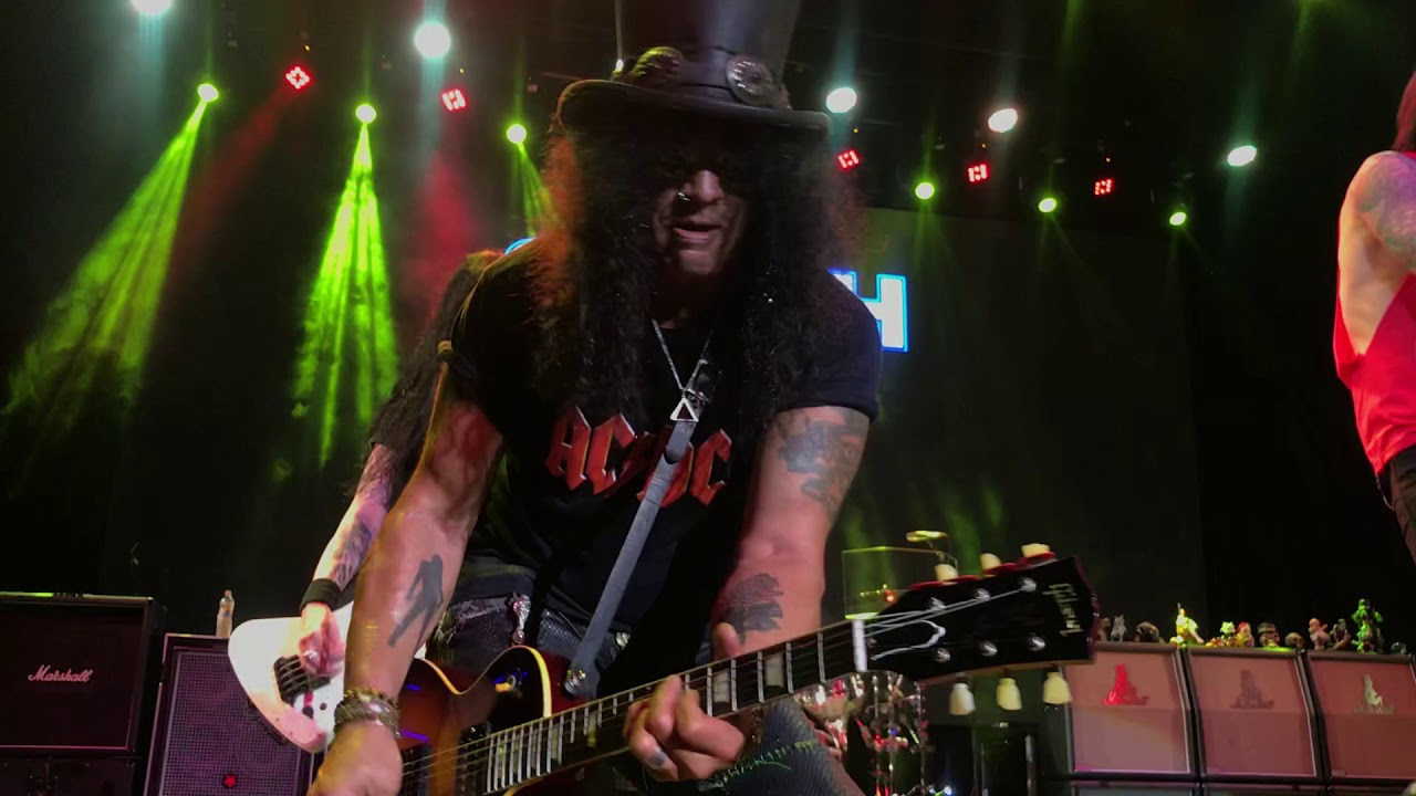Slash ft. Myles Kennedy and the Conspirators en Teatro Gran Rivadavia , Argentina. Living the dream.