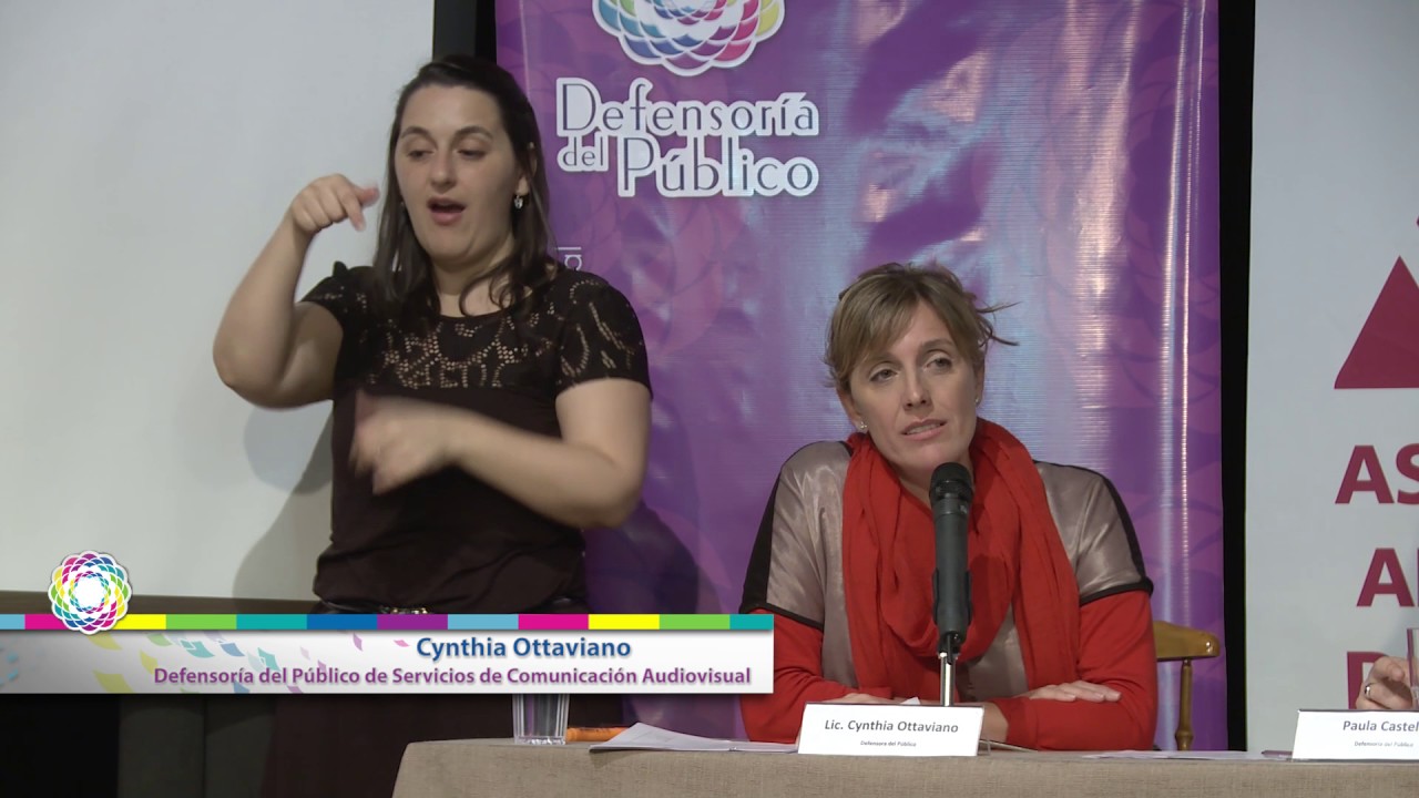 Cynthia Ottaviano en la apertura de la Audiencia Pública Centro 2016