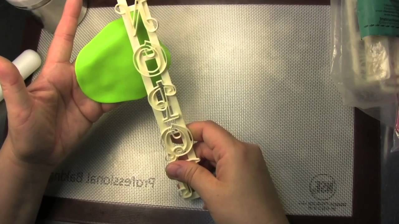 How To Create Cake Font: The Krazy Kool Cakes Way