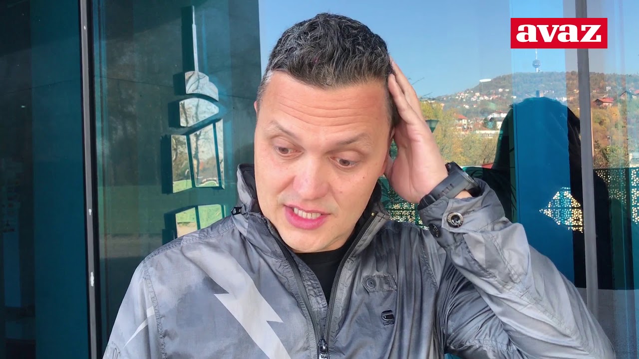 Dino Šukalo: Do trećeg pića slušam džez, od trećeg narodnjake