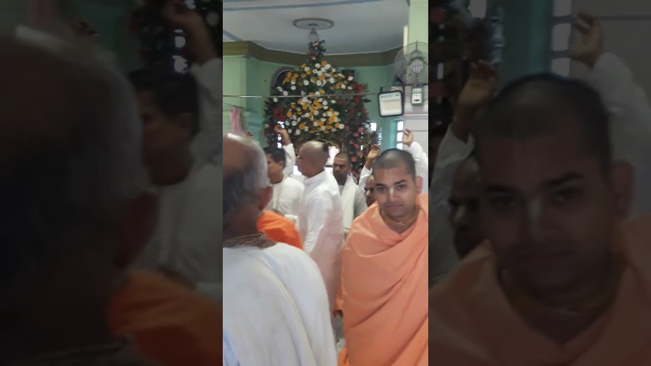 Haladhar Swami Maharaj kirtan