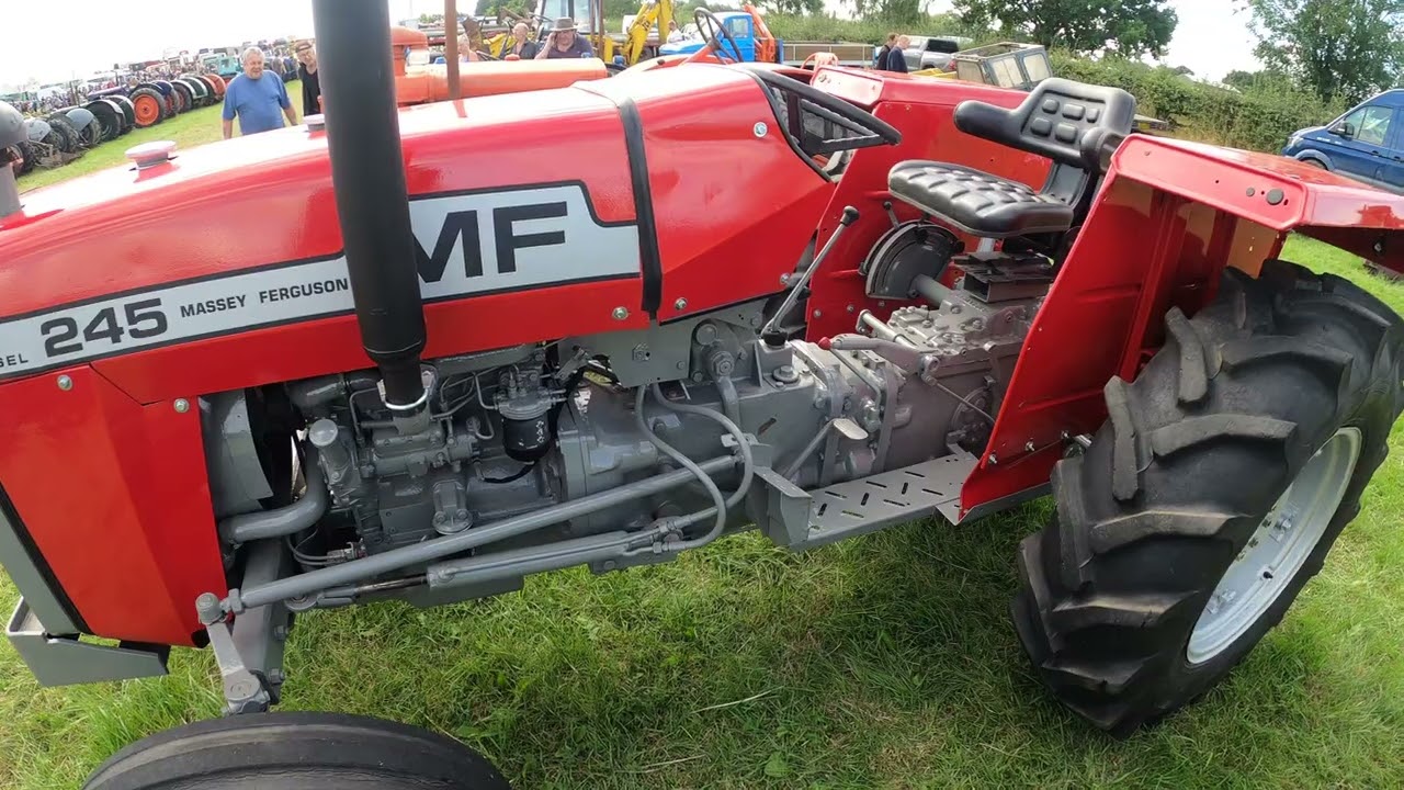 1979 Massey Ferguson 245 2.5 Litre 3-Cyl Diesel (45 HP) - HJ Pugh & Co -  Auction at Welland 2024