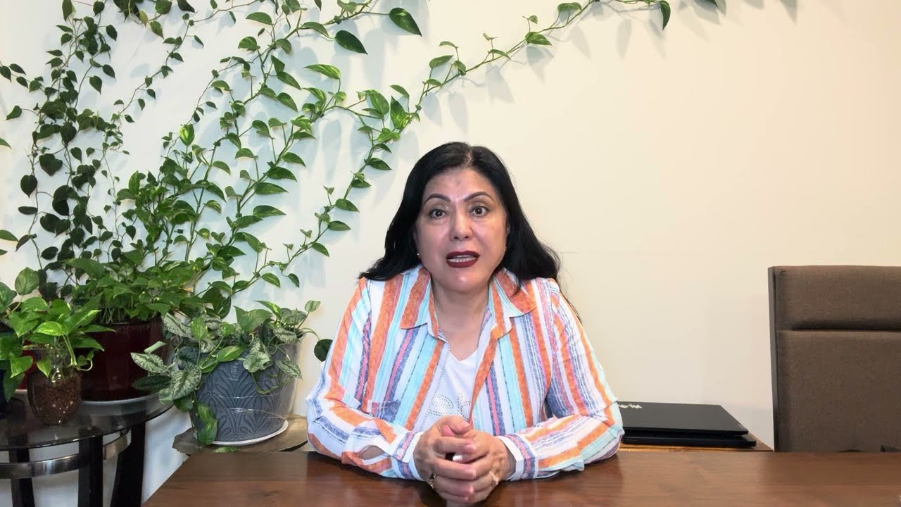 در یک جای دور افتاده هستم که آواز خر به خدا نمیرسد. فقط به خاطر مادرم