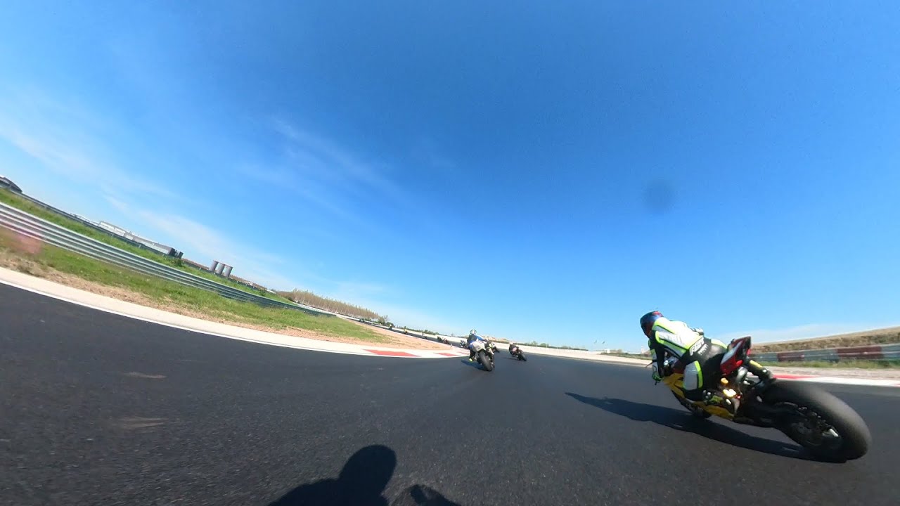 Very Short race on Cremona circuit new layout, Insta 360 cam, Ducati 999 R, cool sound and crash