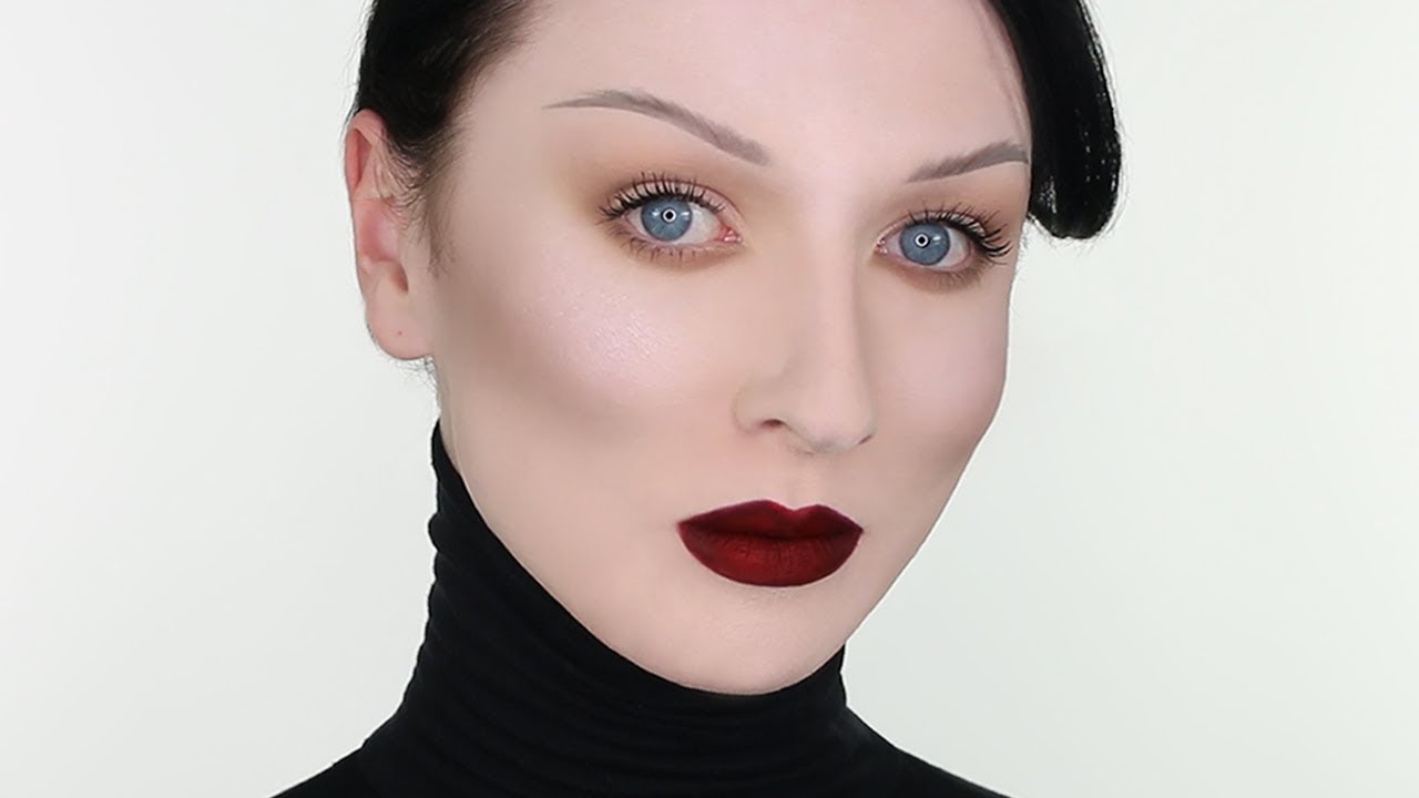 Gothic Vamp Dark Lips Make-up | John Maclean