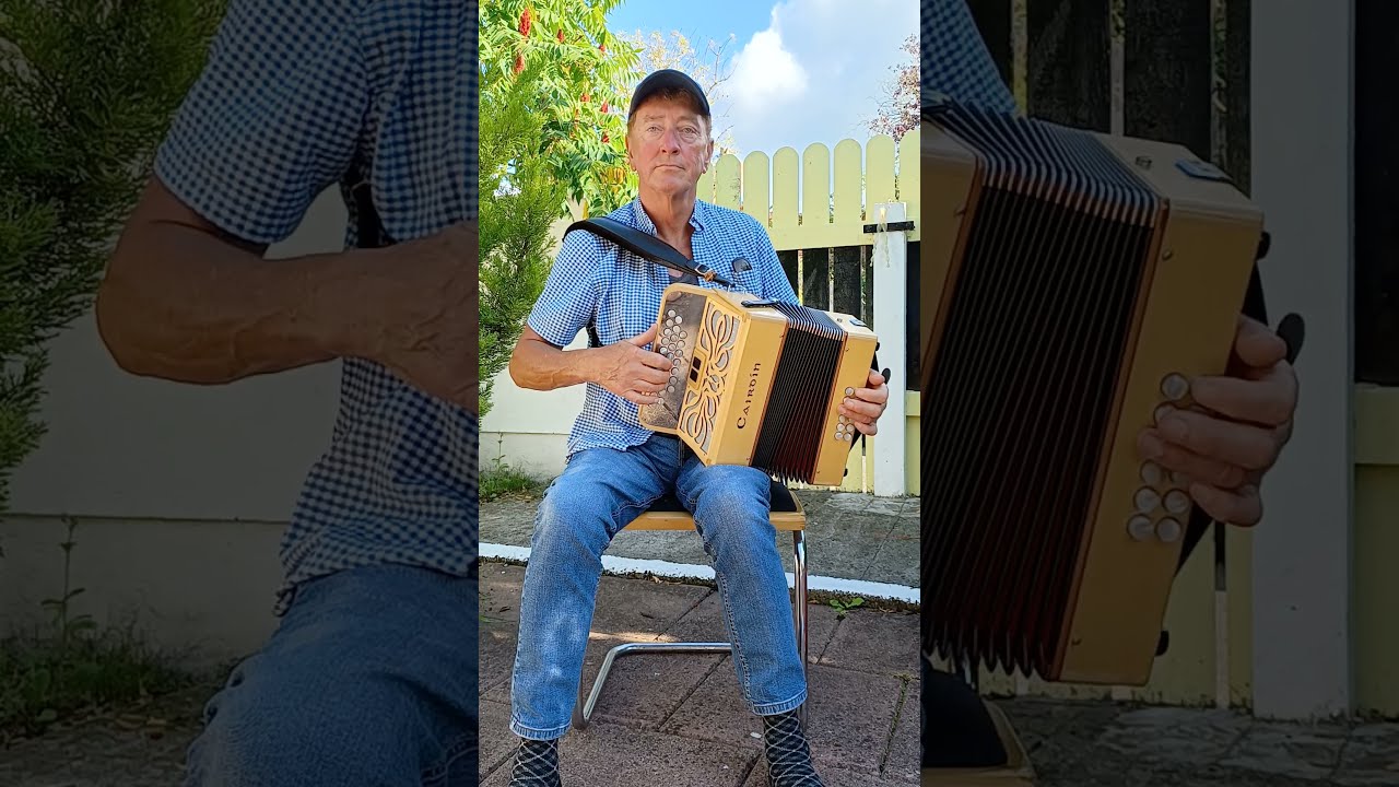 Irish Reel: THE HUMOURS OF SCARRIFF on button accordion