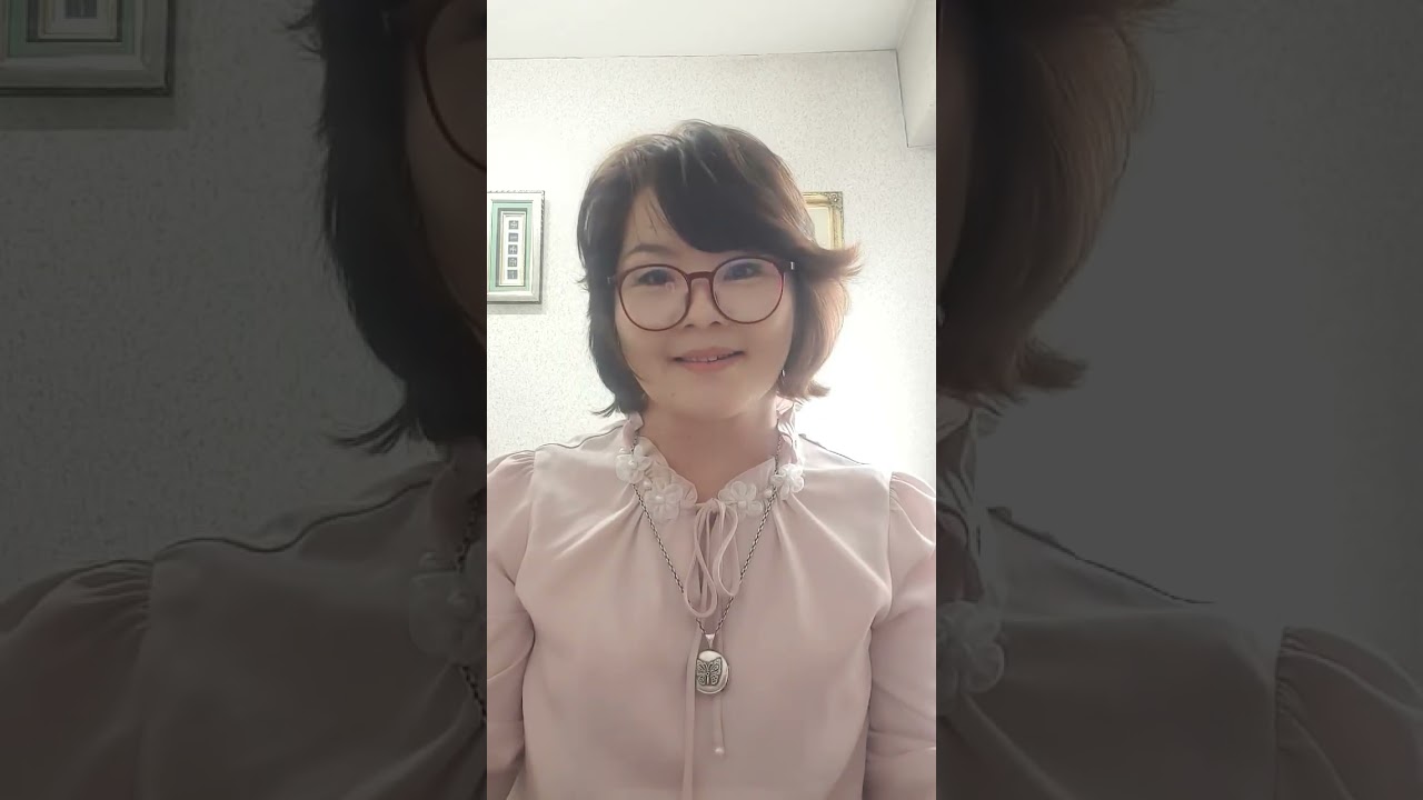 Үг.ая.Муста.Ц.Нэргүй.Ер бус юмаа чиний ертөнц