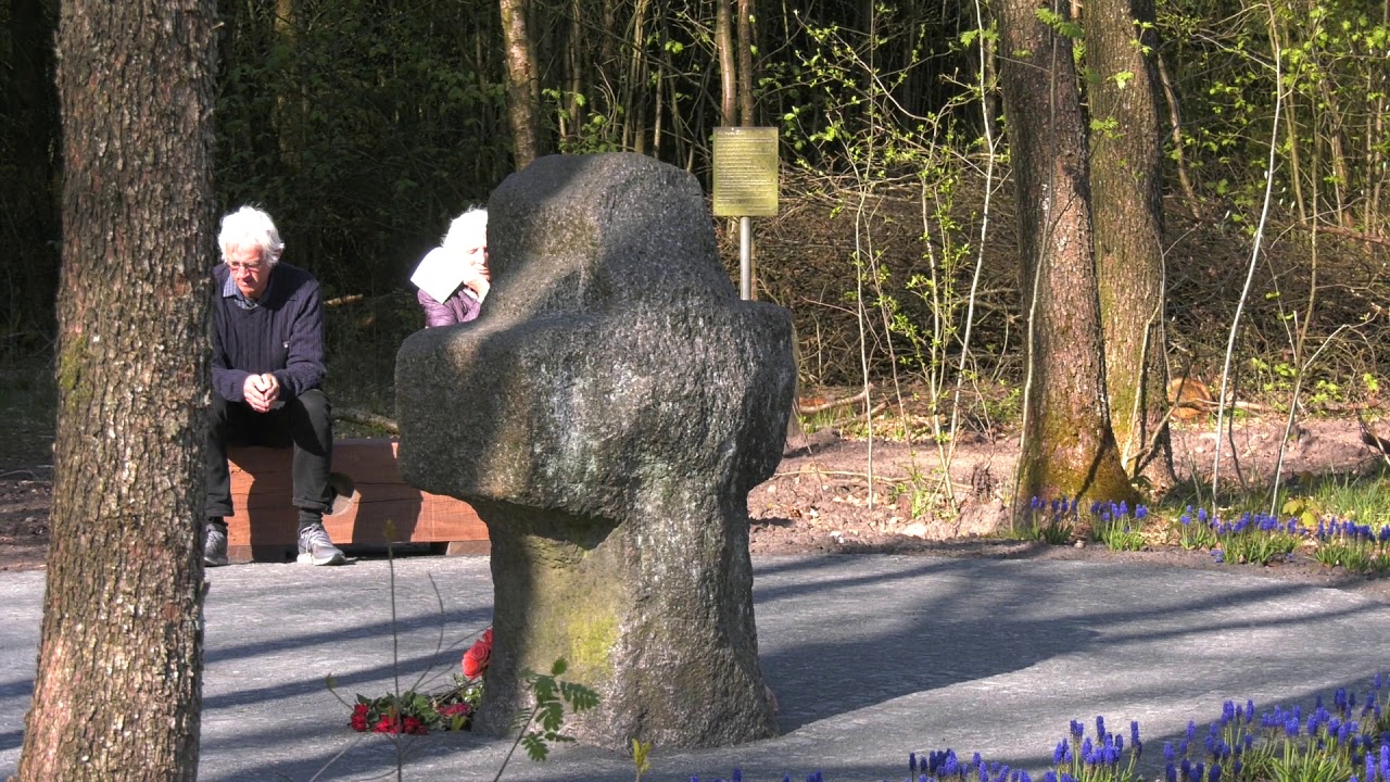Indvielse Kaj Munks mindesten og mindelund