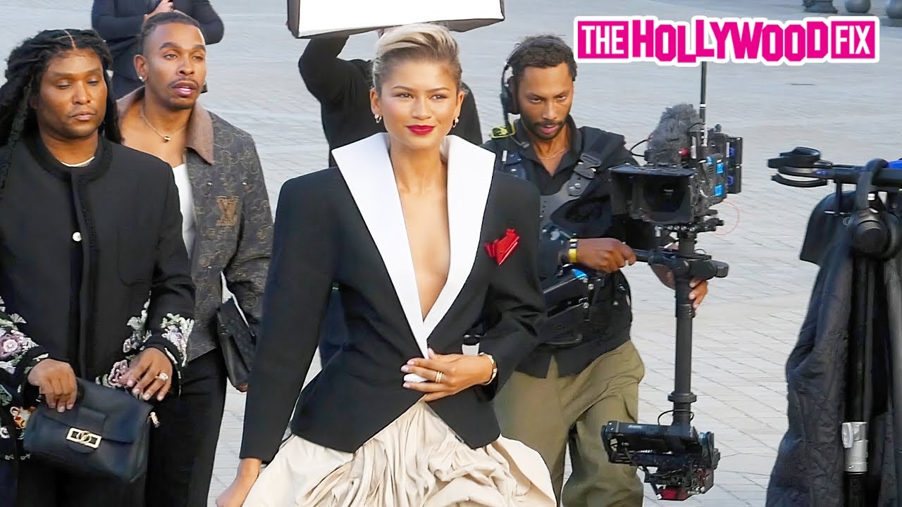 Zendaya Arrives With Her Glam Squad For The Louis Vuitton Fashion Show At The Louvre In Paris, FR