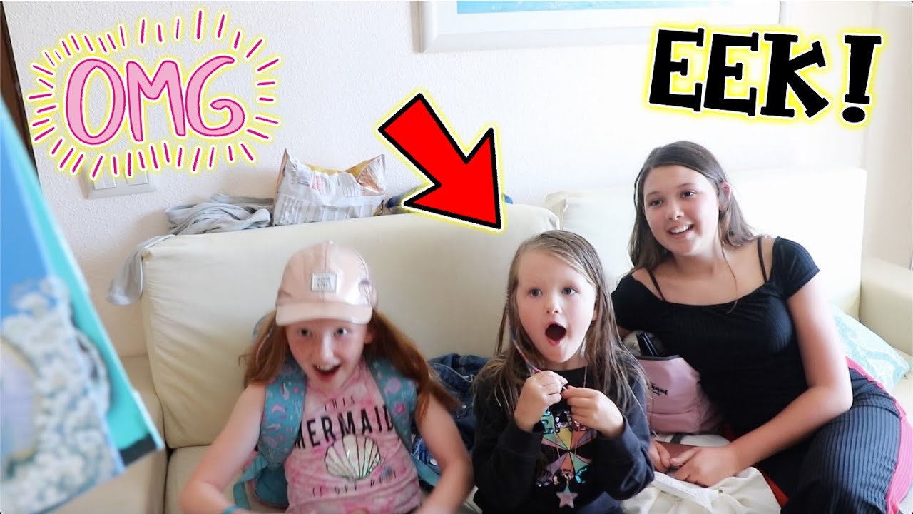 LAST DAY HOLIDAY SURPRISE FOR THE GIRLS! + ALL NEW INTRO!!