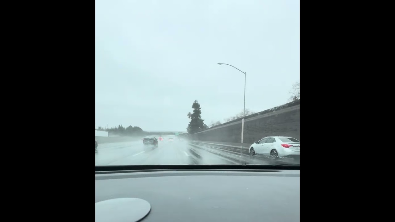 Not a big a deal just a little rain drops here and there lol 🌧️ 