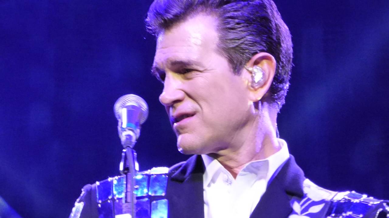 Chris Isaak - Big Wide Wonderful World (Wellmont Theatre - Montclair, NJ)