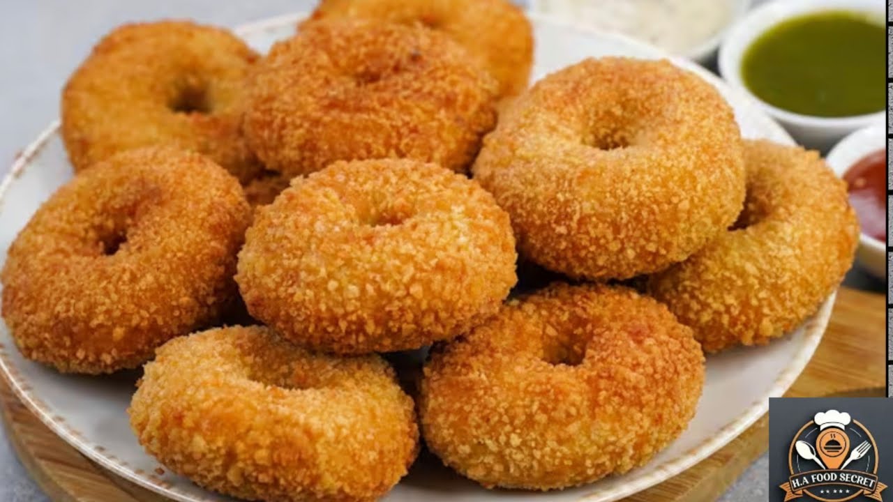 Crispy crunchy Chicken Donuts recipe/How to make chicken donuts/ Easy way to make donuts 