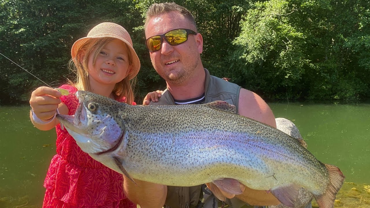 SOMMERFERIE: 2 X NY PR PÅ SAMME DAG TIL EMMA
