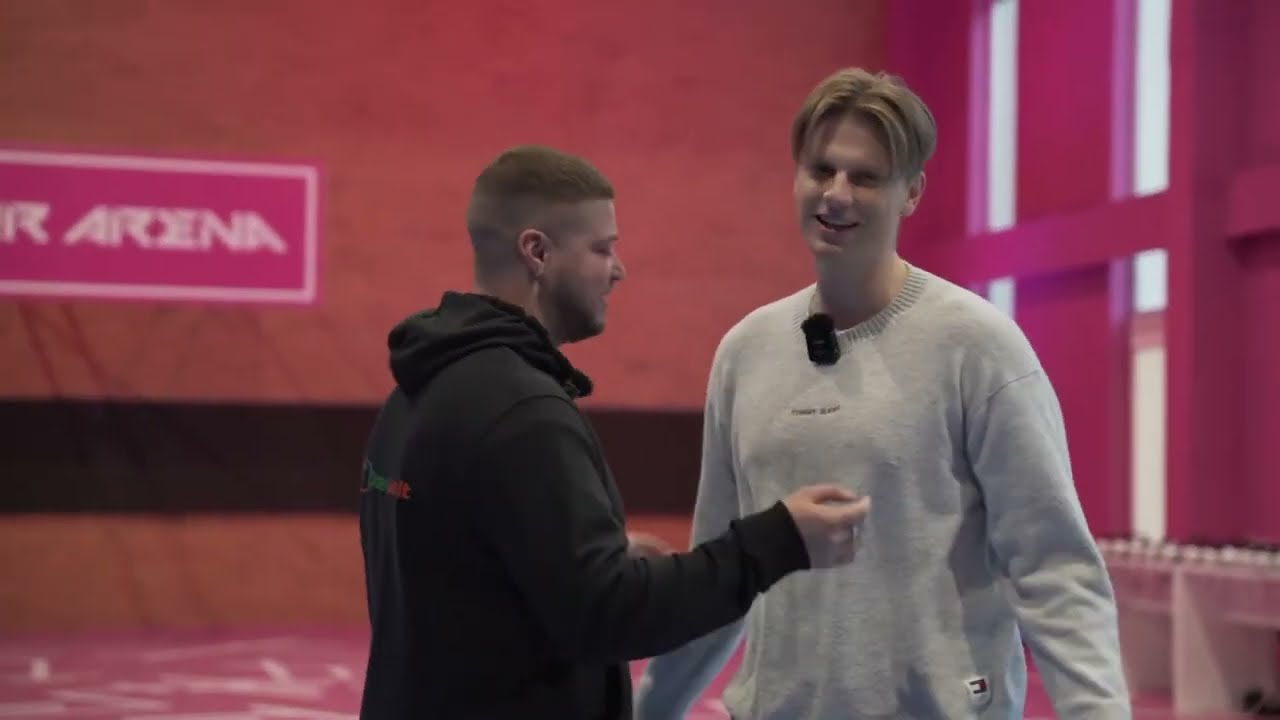 Antanas Jakimavičius ir Čestovas Lukas i&scaron;bando VR ARENA Kaune!