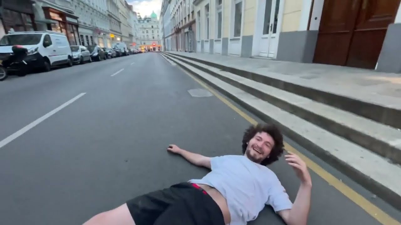 STILL ROLLING VIENNA