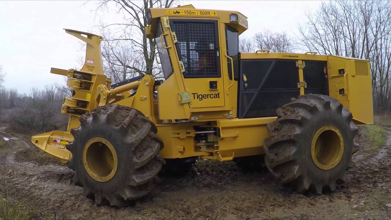 Tigercat G-series wheel feller bunchers: walk-around