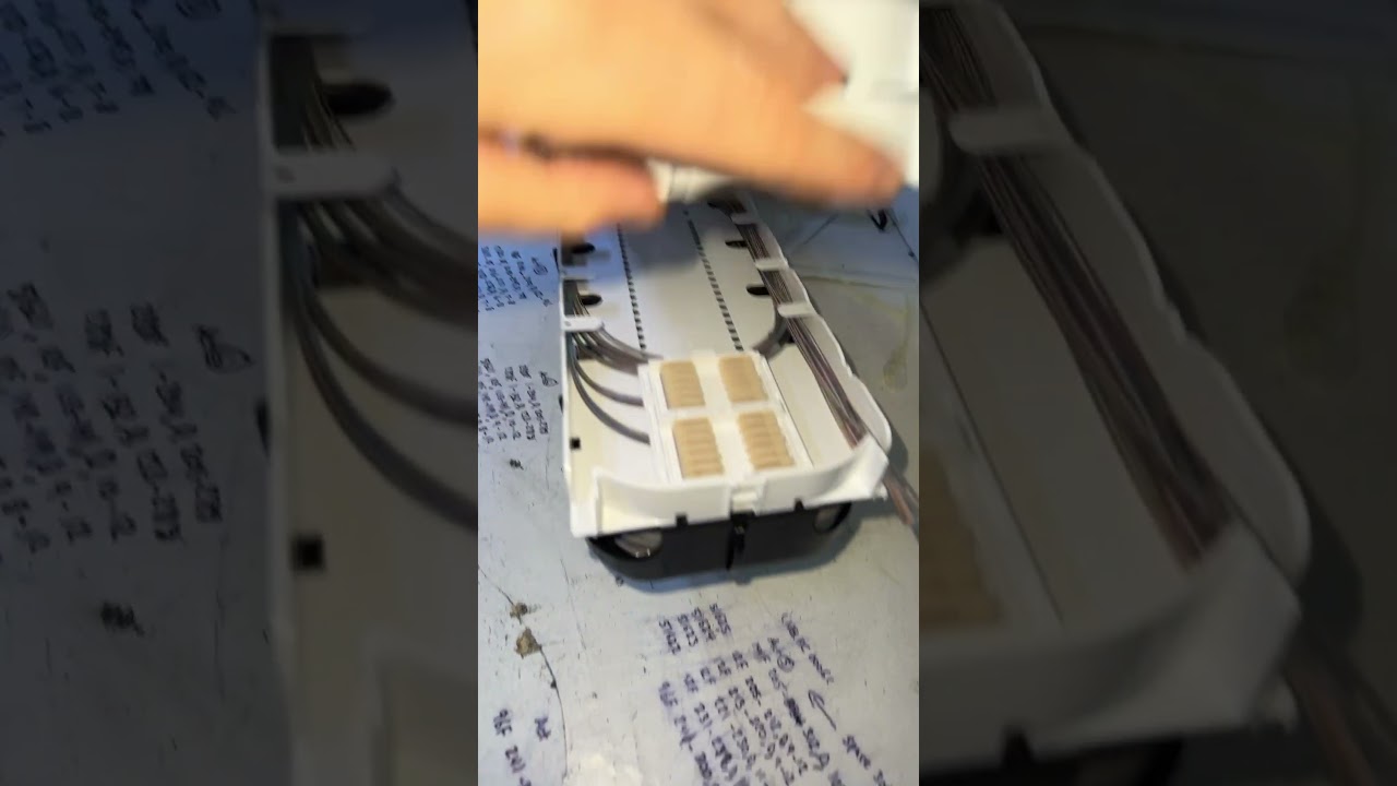 Fiber optic splicing Commscope 450D FOSC