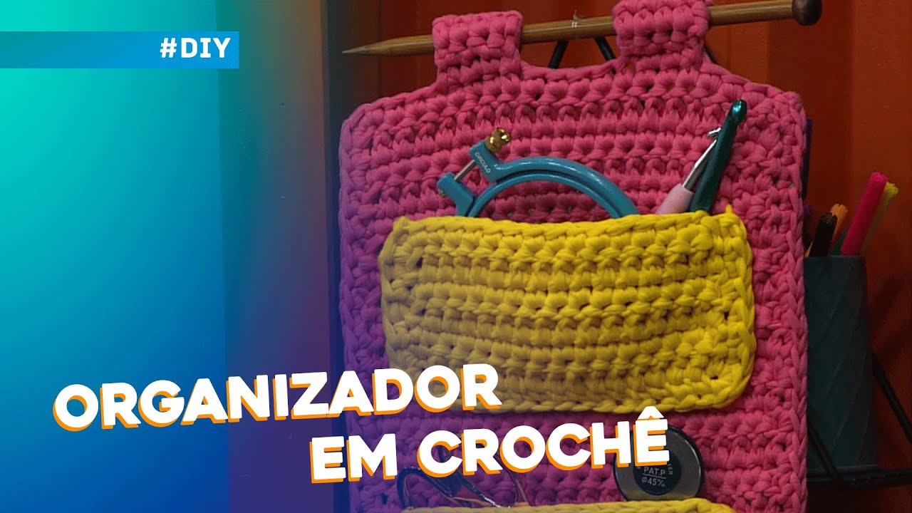 Organizador de parede em crochê por Cintia Nicolau