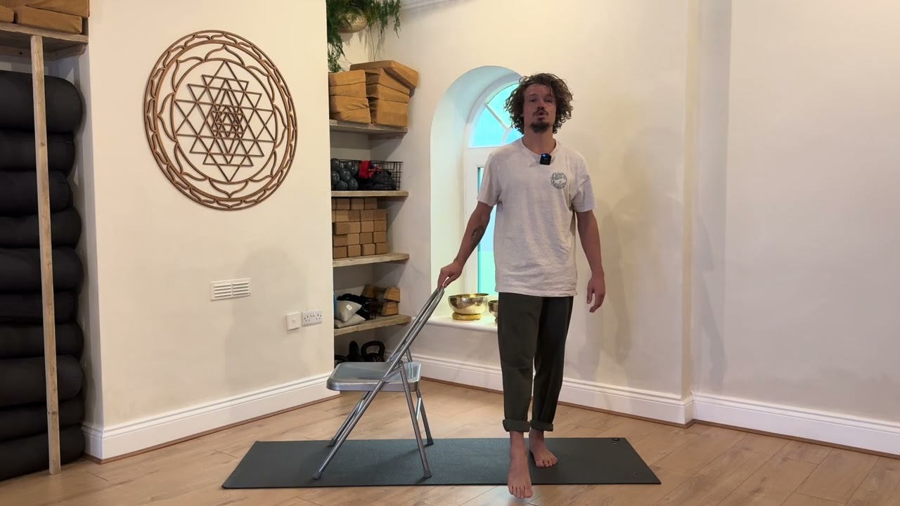Move & Meditate Taster (Chair Yoga)