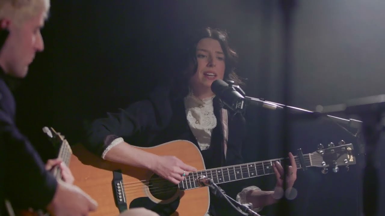 Soda Blonde - An Accident (Live at Black Mountain)