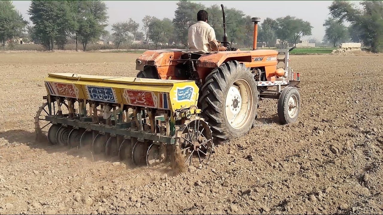 Fiat 480 Tractor | Wheat Seed Drill Machine