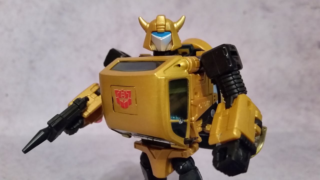 G2 Bumblebee MP-21G - Takara Masterpiece Transformers Action Figure Review
